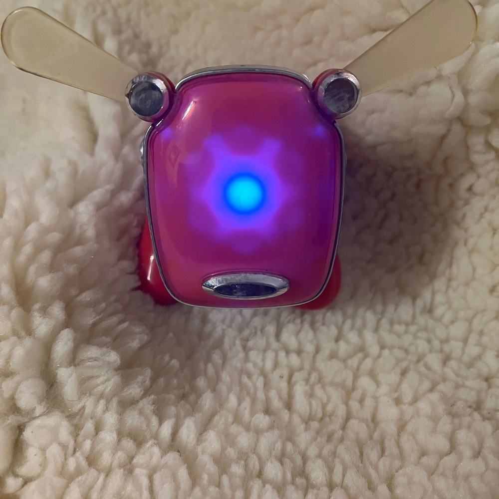 Hasbro 2005 Interactive Sega iDog Pink and Purple Light-Up Toy - Picture 9 of 16